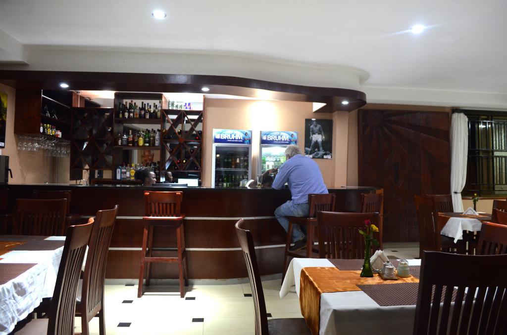 Marie'S Royale Hotel Kampala Luaran gambar