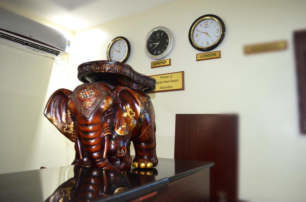 Marie'S Royale Hotel Kampala Luaran gambar