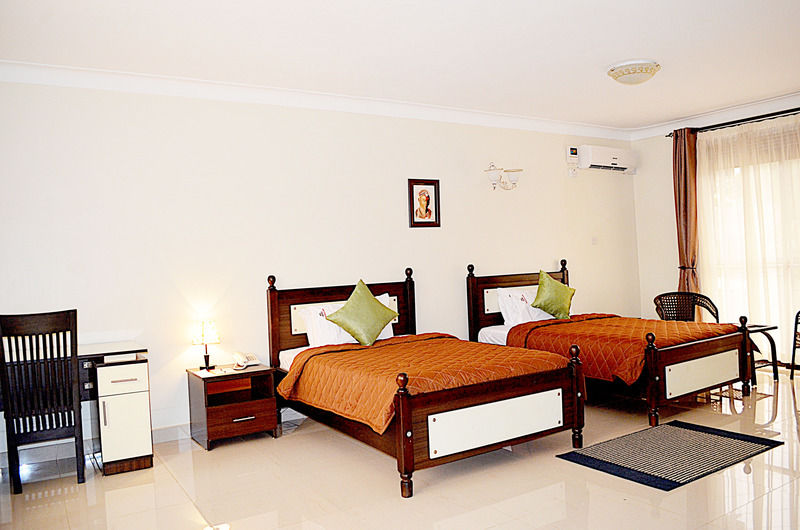 Marie'S Royale Hotel Kampala Luaran gambar